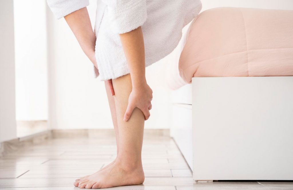 Soulager les jambes lourdes et gonflées - naturopathe Bordeaux